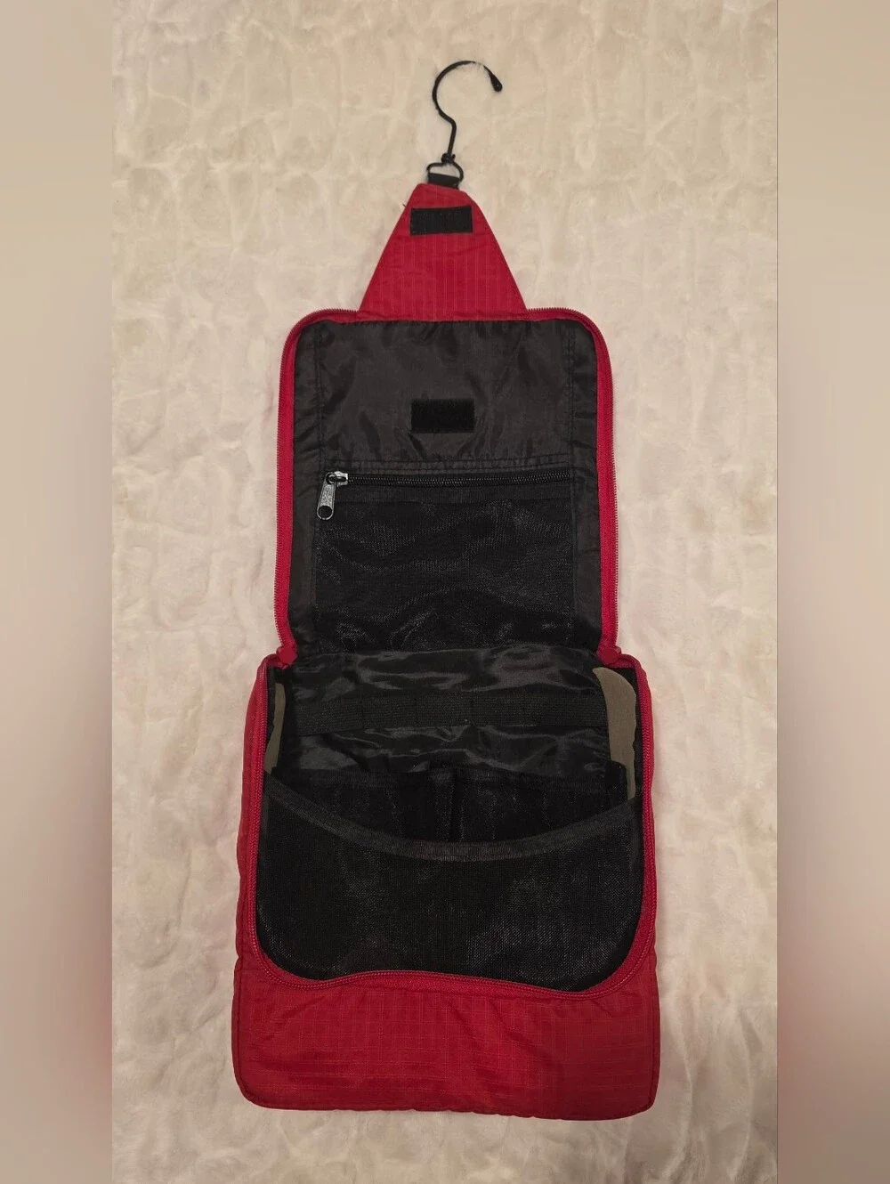 NWT Set of 2 Vintage Hanging American Tourister Toiletry Bags